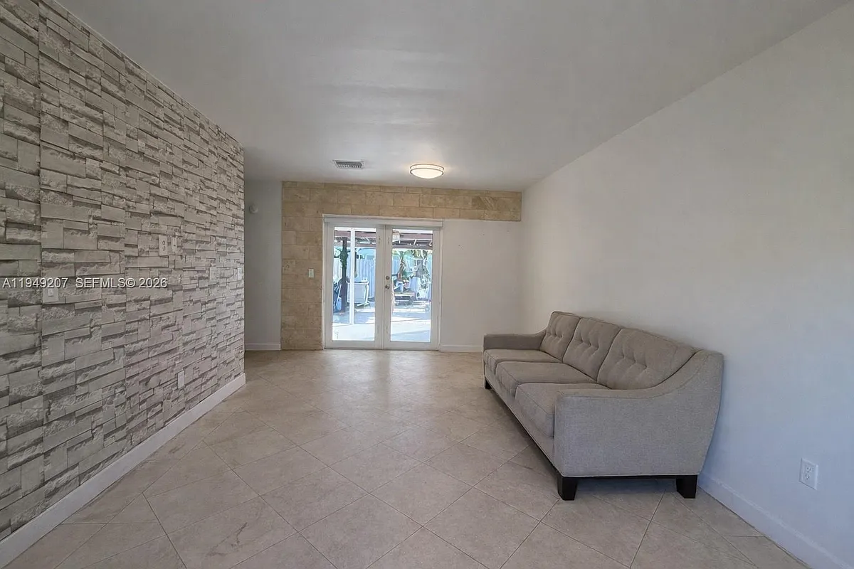 Building Photo - 11930 SW 187th Ter