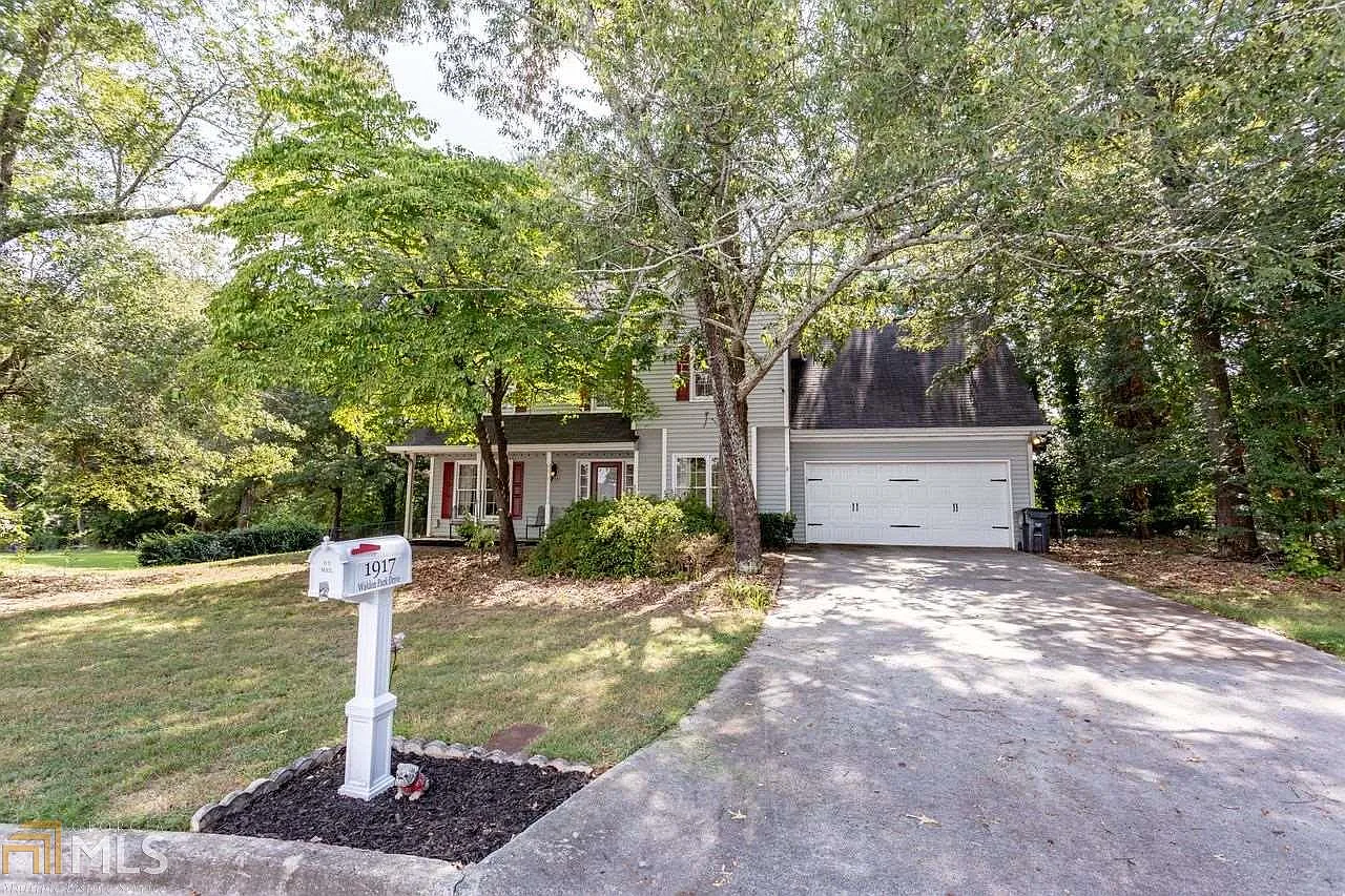 1917 Walden Park Dr photo 1