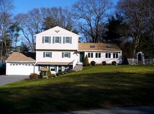 60 Riverside Cir, Marshfield, MA 02050