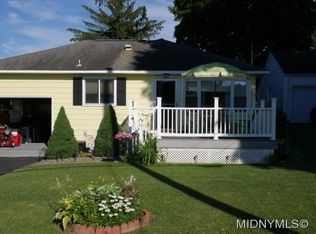 408 Valley View Rd, New Hartford, NY 13413