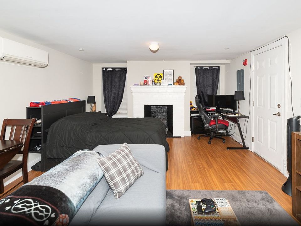 1st image of 15 E Eager St