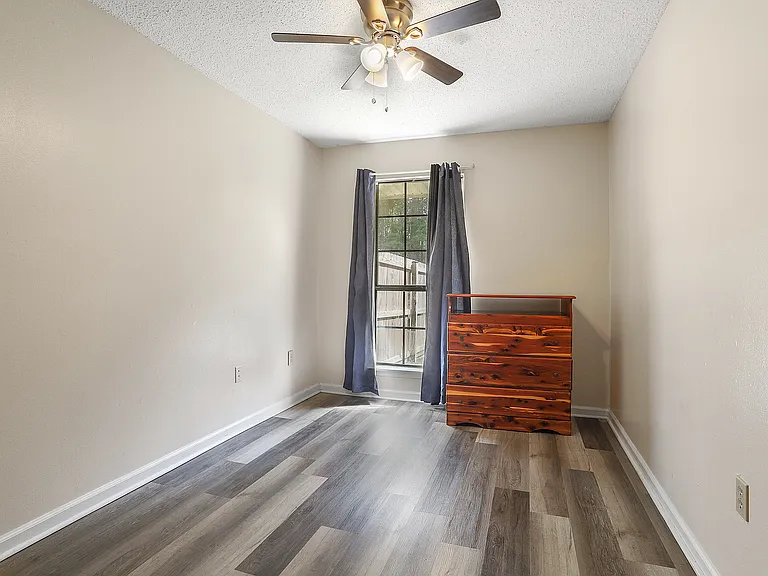 12822 Hodges Ln #105 — Photo 13