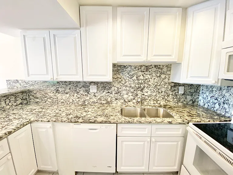 23401 Park Sorrento #58 — Photo 9