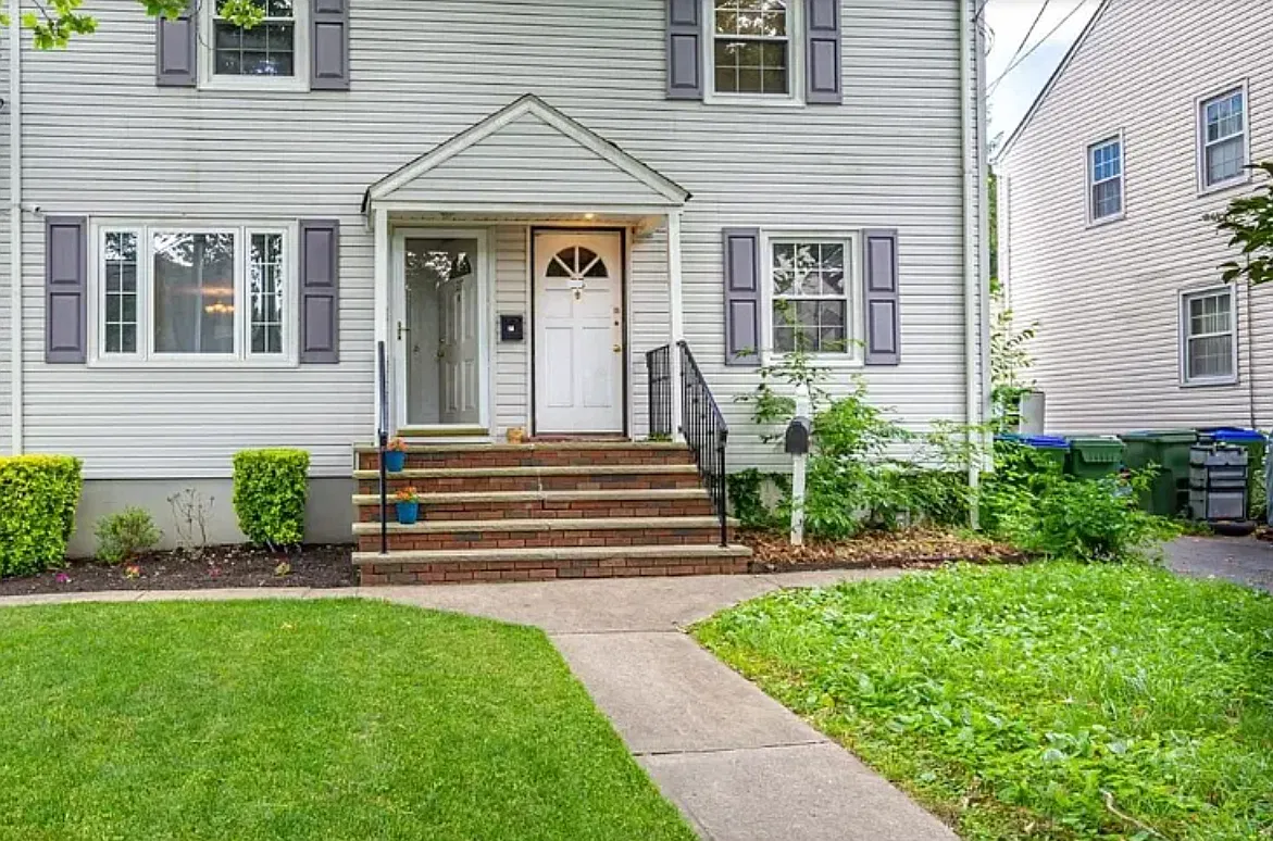 2 bed, 1200 sqft, $2,495 — Photo 1