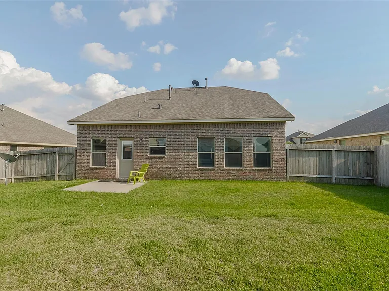 8730 Sunny Gallop Dr — Photo 39
