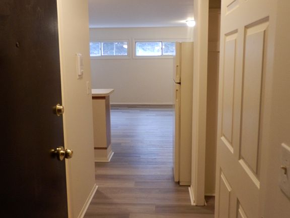 3rd image of 6 Putnam Ave APT A7
