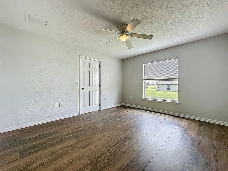 424 Danube Way — Photo 21
