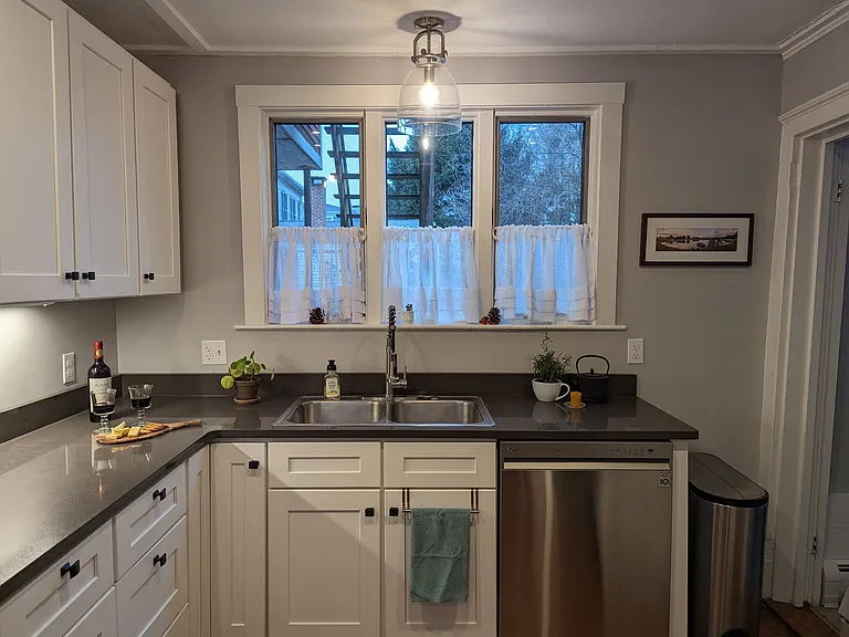 134 State St #10 — Photo 5