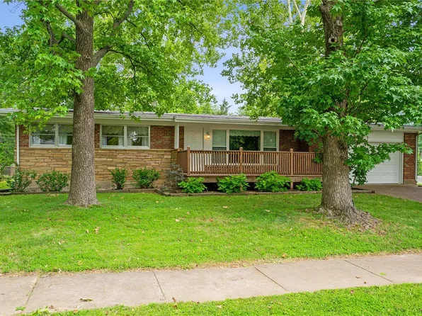 2222 Kenosho Ave, Saint Louis, MO 63114