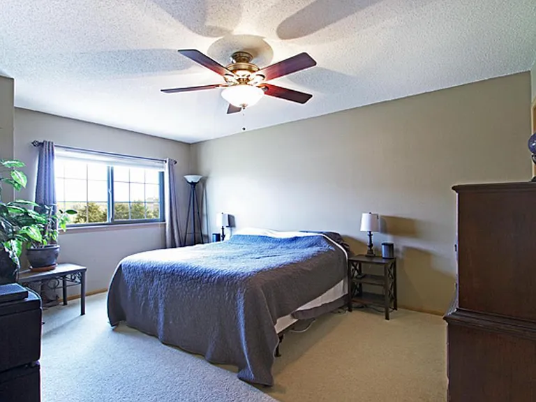 4 Bridgewater Trl — Photo 15