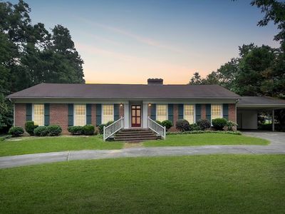 215 Sheffield Rd, Greenwood, SC, 29646