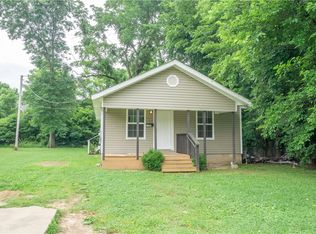 1105 Highland Ave, Springdale, AR 72764