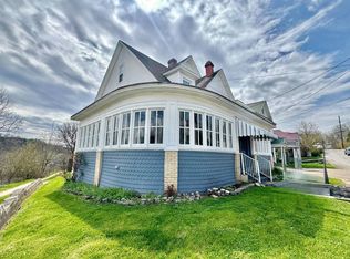 203 Spring St, Spencer, WV 25276