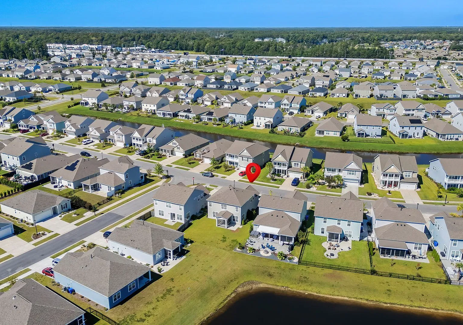 Stunning 4BR Myrtle Beach Home | Pond Views & Resort-Style Amenities — Photo 4