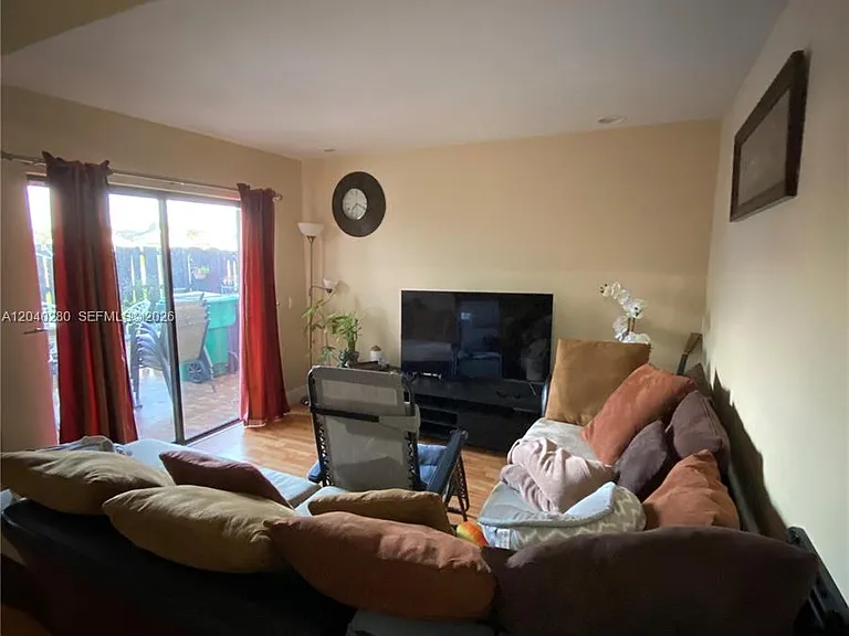 4875 SW 152nd Pl #C-96 — Photo 5