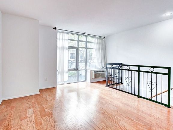 2nd image of 179 Monroe St APT 1B