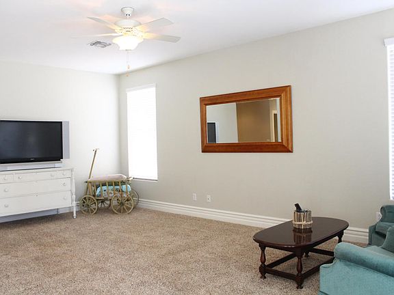 3rd image of 2513 S Ponderosa Dr