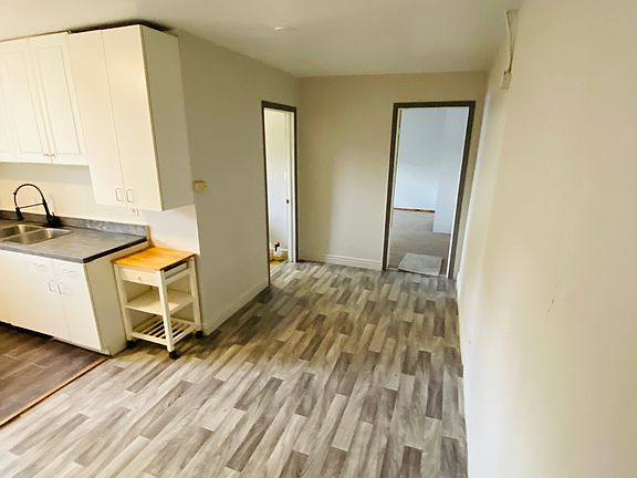 5th image of 1100 S Buena Vista Ave #1