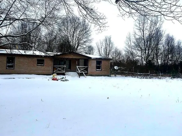 7140 Anderson Rd, Montague, MI 49437