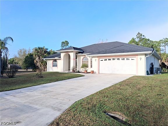 2nd image of 503 Poinsettia Ave