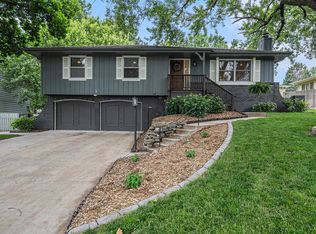 16419 Pierce St, Omaha, NE 68130
