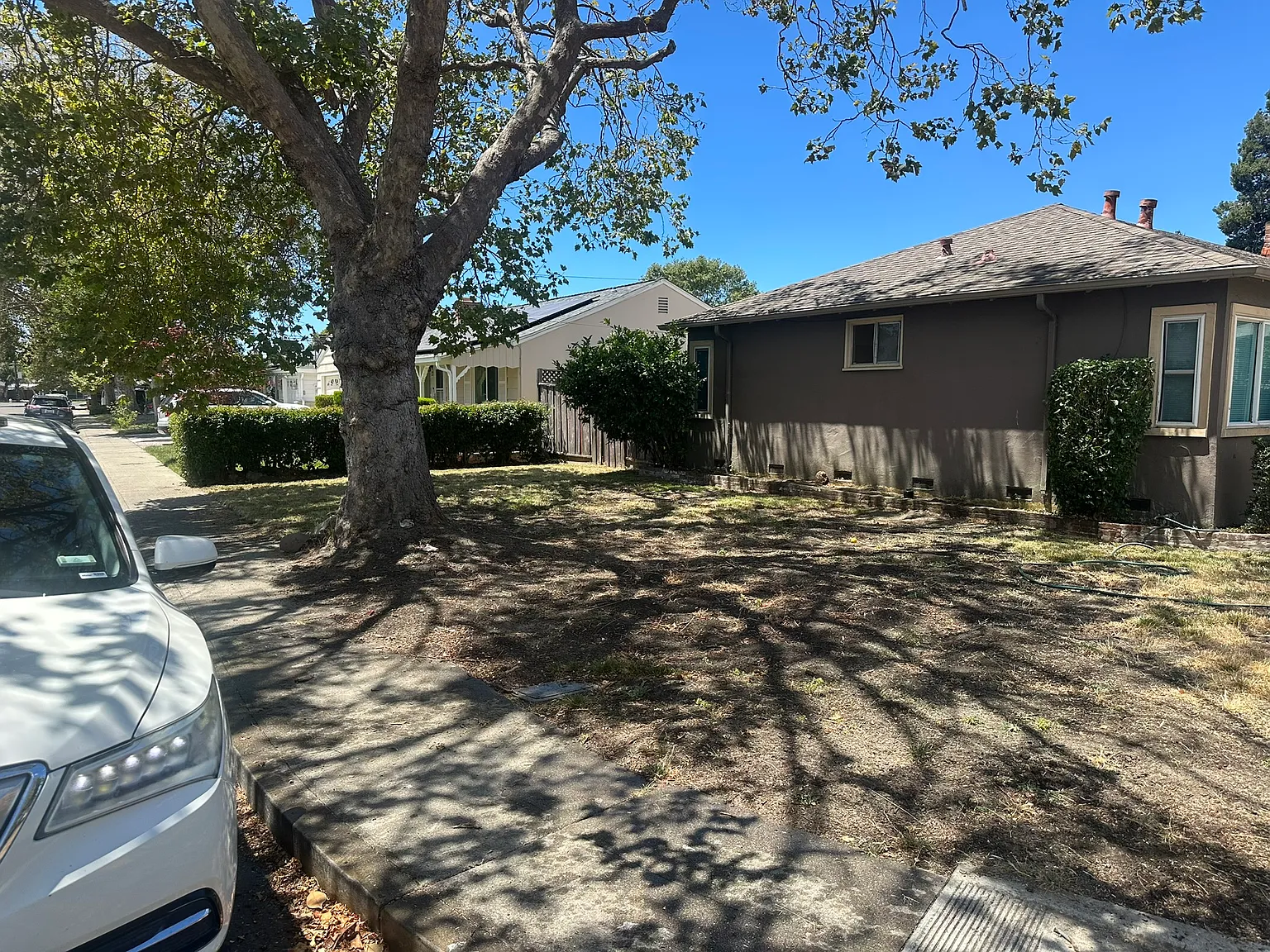 4 bed, 1500 sqft, $3,950 — Photo 3