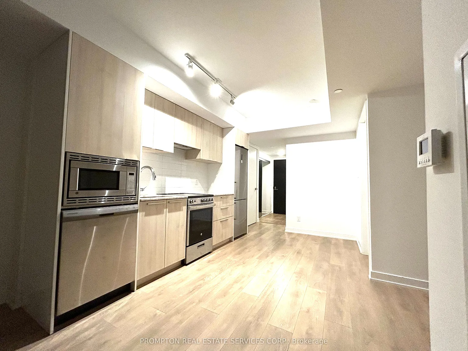 2 bed, $2,450 — Photo 4