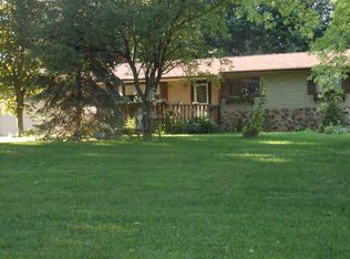 1551 E River Rd, Kawkawlin, MI 48631