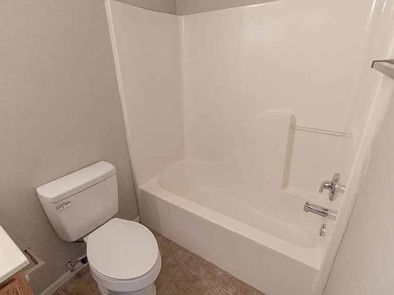 5211 Currituck Ln — Photo 24