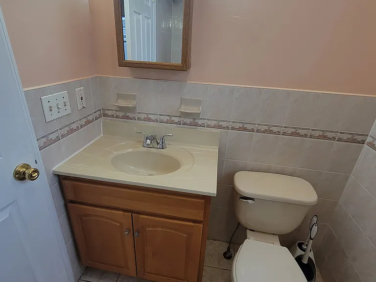 45 Aldine St — Photo 3