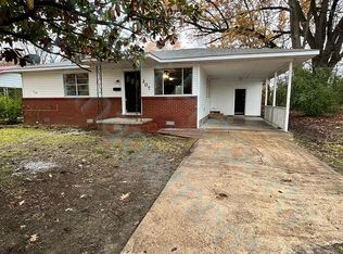 207 S Elm St, Searcy, AR 72143