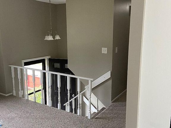 3rd image of 1002 Timber Ln