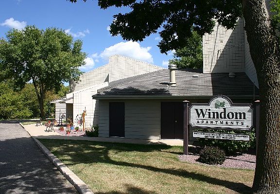 4th image of 135 Avenue S #13009499