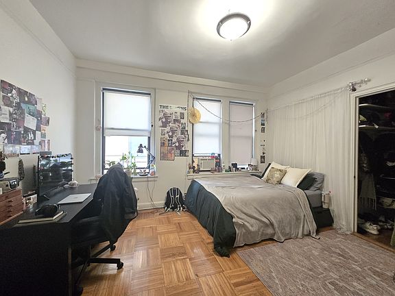 5th image of 515 Cathedral Pkwy #3F