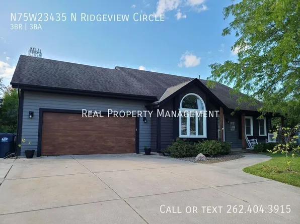N75W23435 N Ridgeview Cir, Sussex, WI 53089