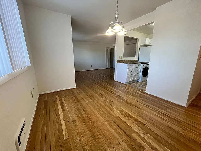 Mt Washington Manor — Photo 46