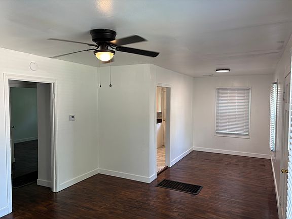 5th image of 912 Burkett St