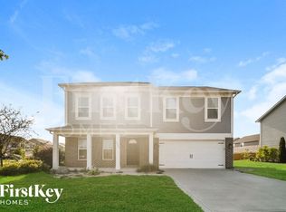 5509 W Woods Edge Dr, McCordsville, IN 46055