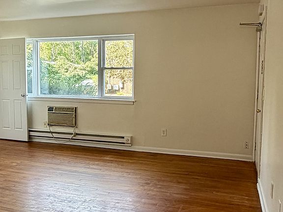 2nd image of 222 2nd St APT 2
