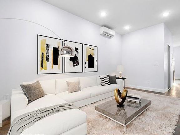 5th image of 61 Union St