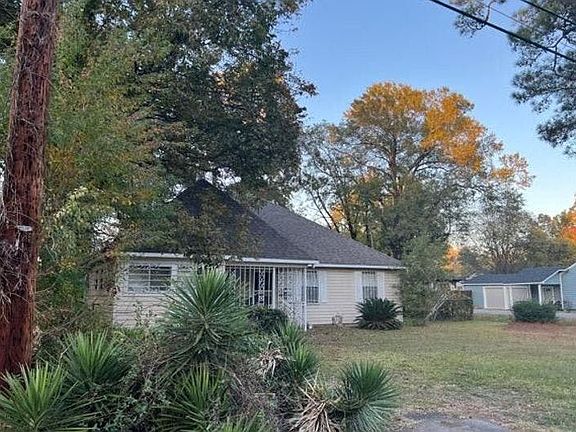 3rd image of 3002 Valley Ridge Rd