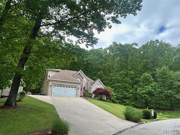 4th image of 209 Epple Fricke Dr