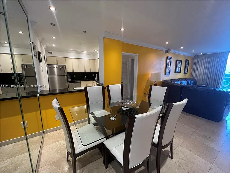 5161 Collins Ave #1711 — Photo 5