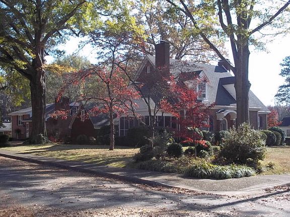 2nd image of 269 Catalpa Dr
