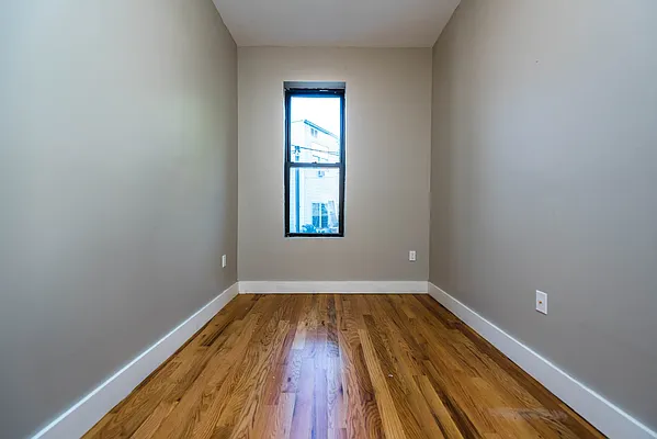 Rented by Nooklyn NYC LLC | media 36