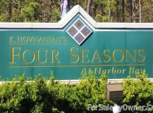 12 Charleston Ct, Little Egg Harbor, NJ 08087