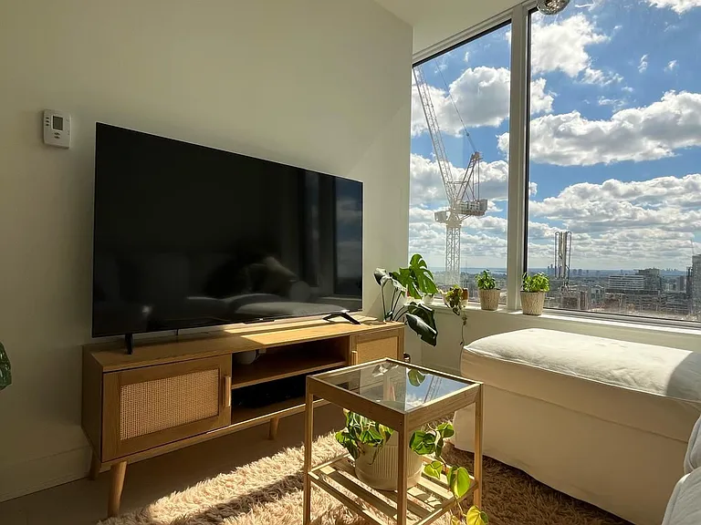 11 Yorkville Ave #3110 — Photo 11