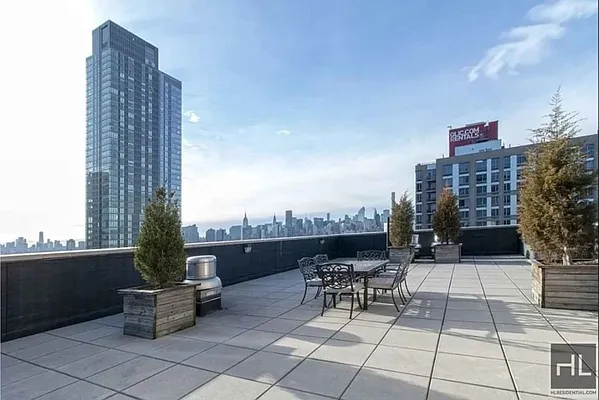 Rented by Highline Residential | media 5