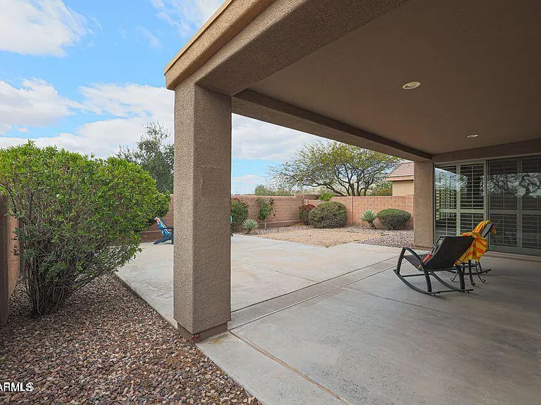 41520 N River Bend Ct — Photo 29