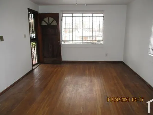 121 11th Ct N, Birmingham, AL 35204